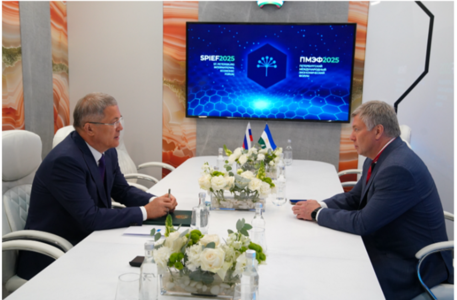 Глава Башкирии встретился с Губернатором Ульяновской области