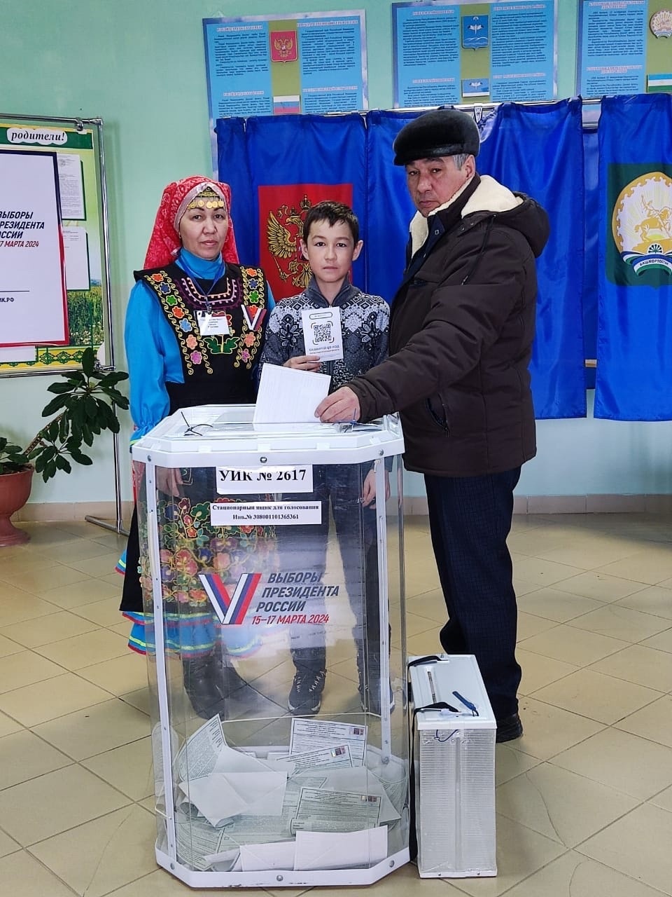 В Таишево избиратели голосуют с хорошим настроением