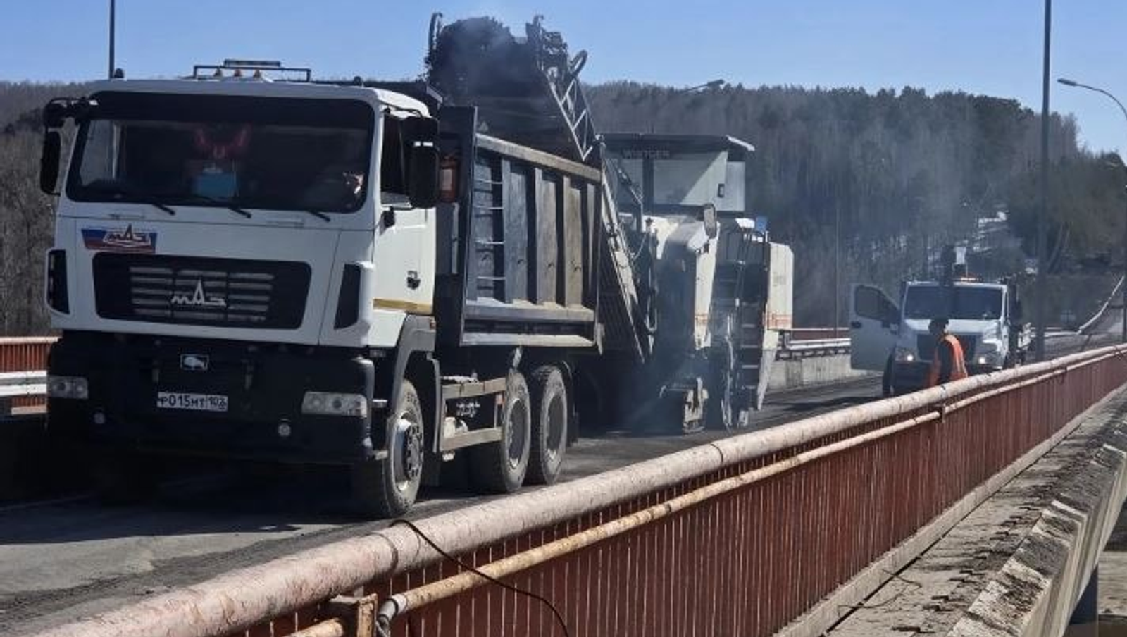 Мост через реку Ай в Башкирии обновляют в рамках нацпроекта