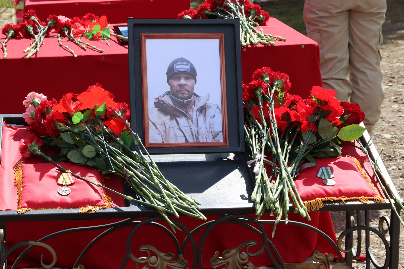 В Мечетлинском районе Башкирии простились с ефрейтором Фанисом Садыковым