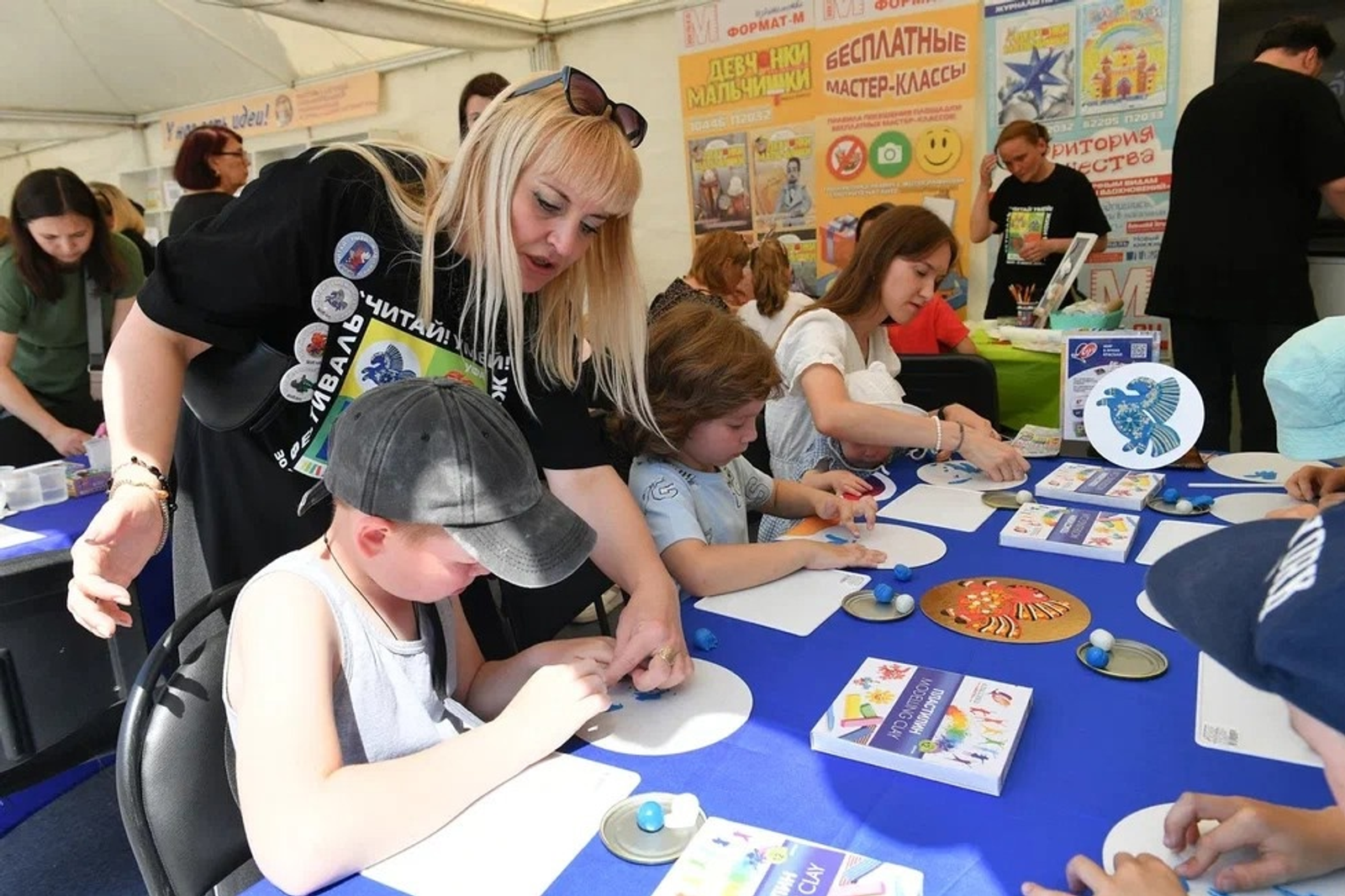 На книжной ярмарке «Китап-Байрам» учат создавать мультфильмы