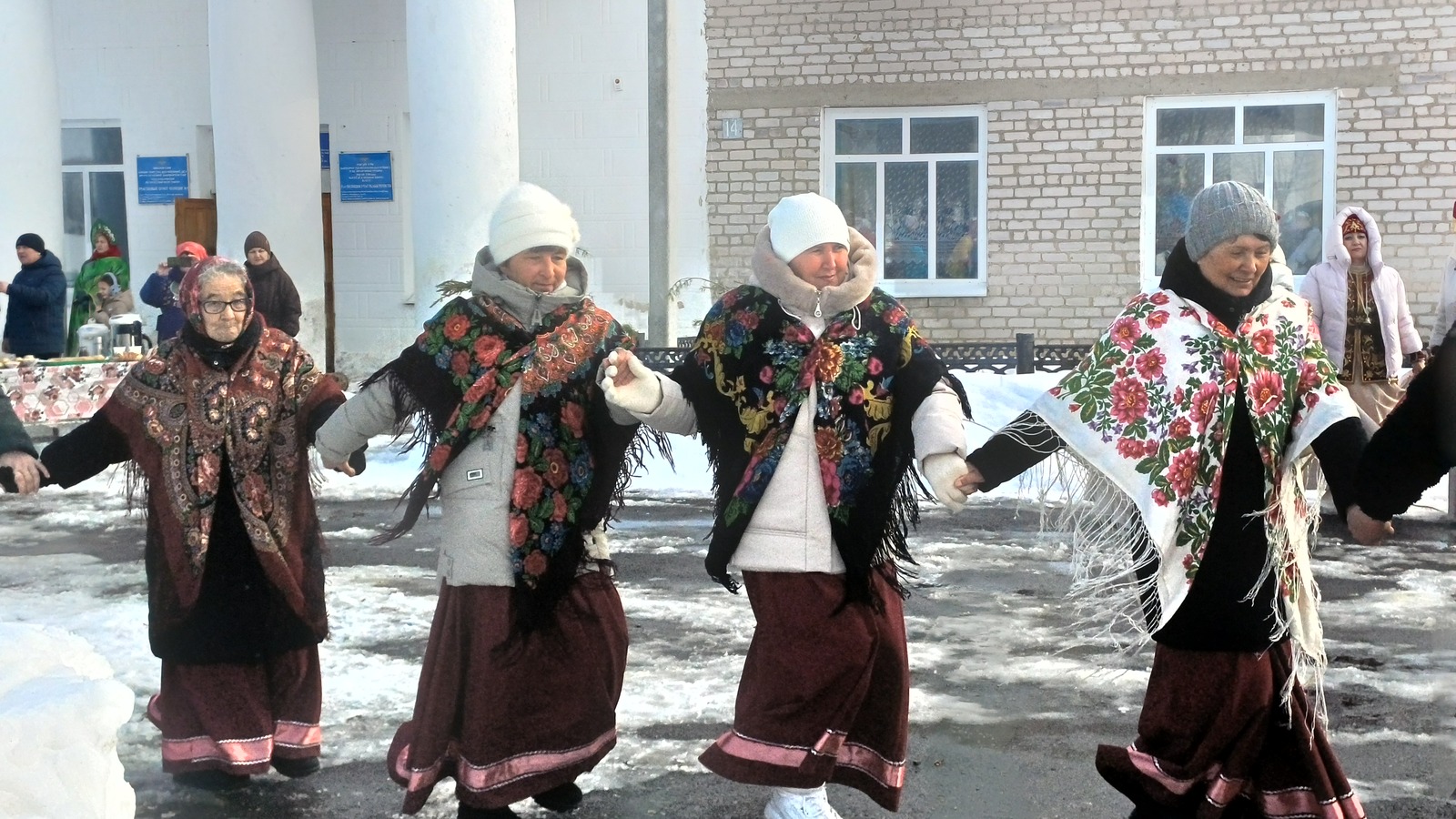 В Мечетлинском районе весело проводили зиму