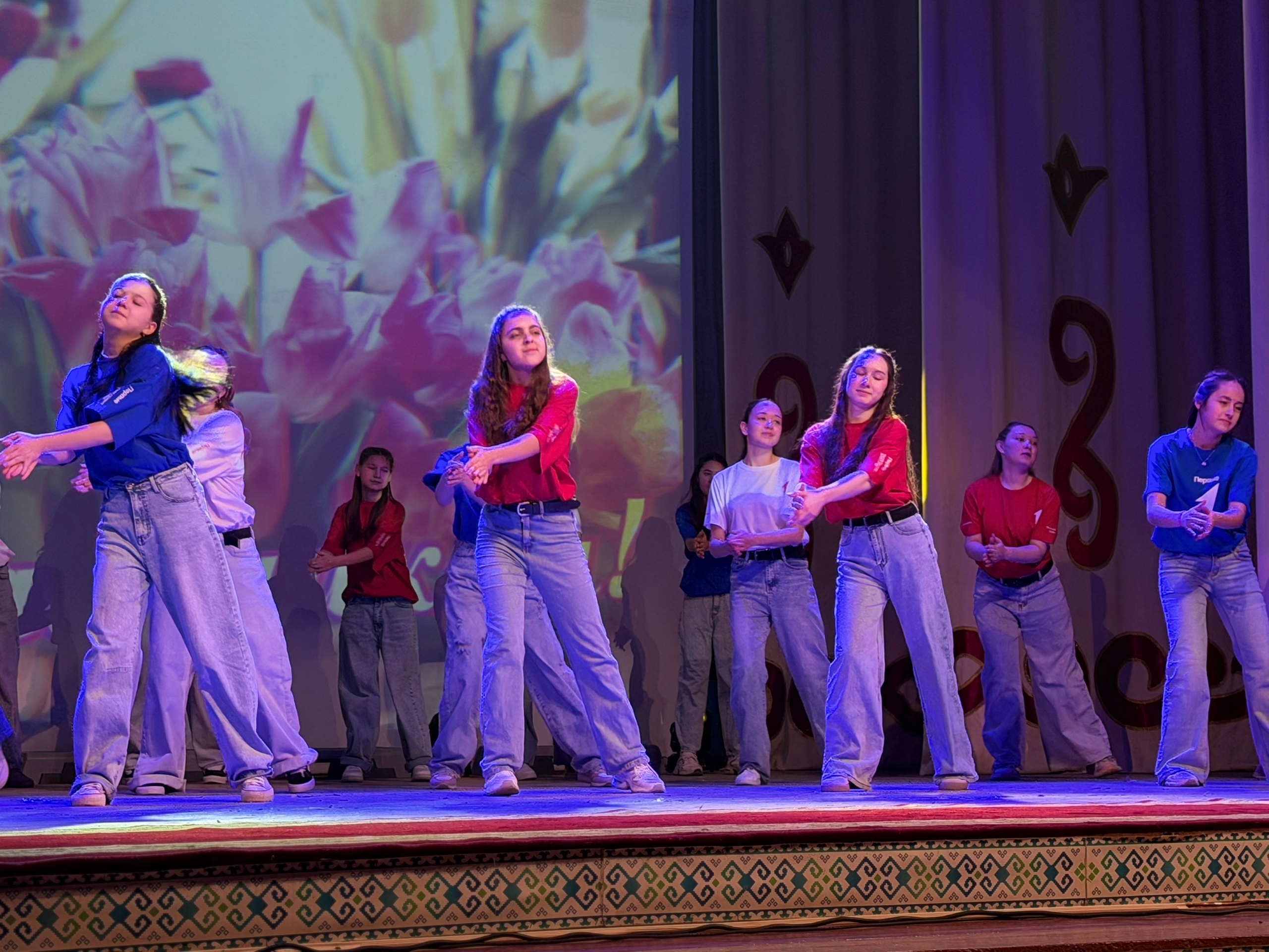 В Мечетлинском районе отметили 65-летие Дома пионеров и школьников