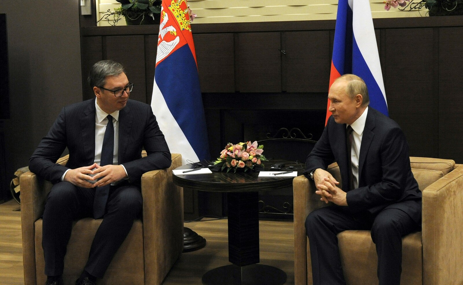 Путин провел встречу с Вучичем