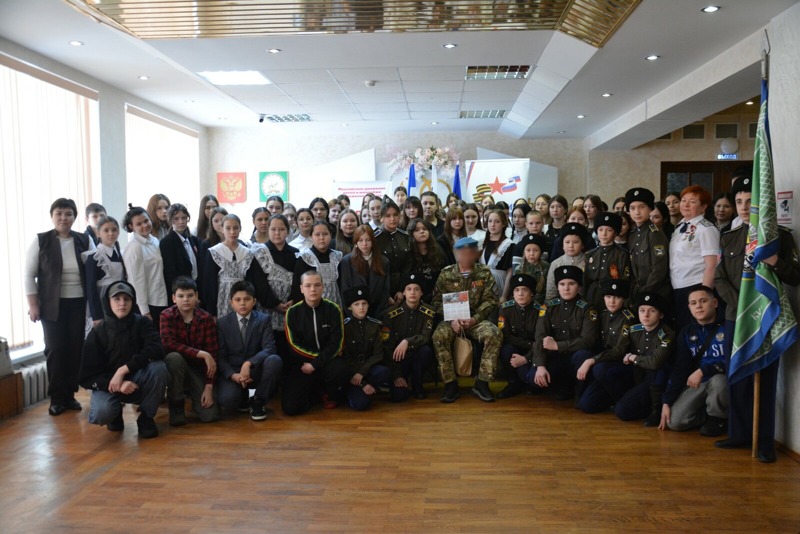 В Мечетлинском районе вручили паспорта и встретились с ветераном СВО