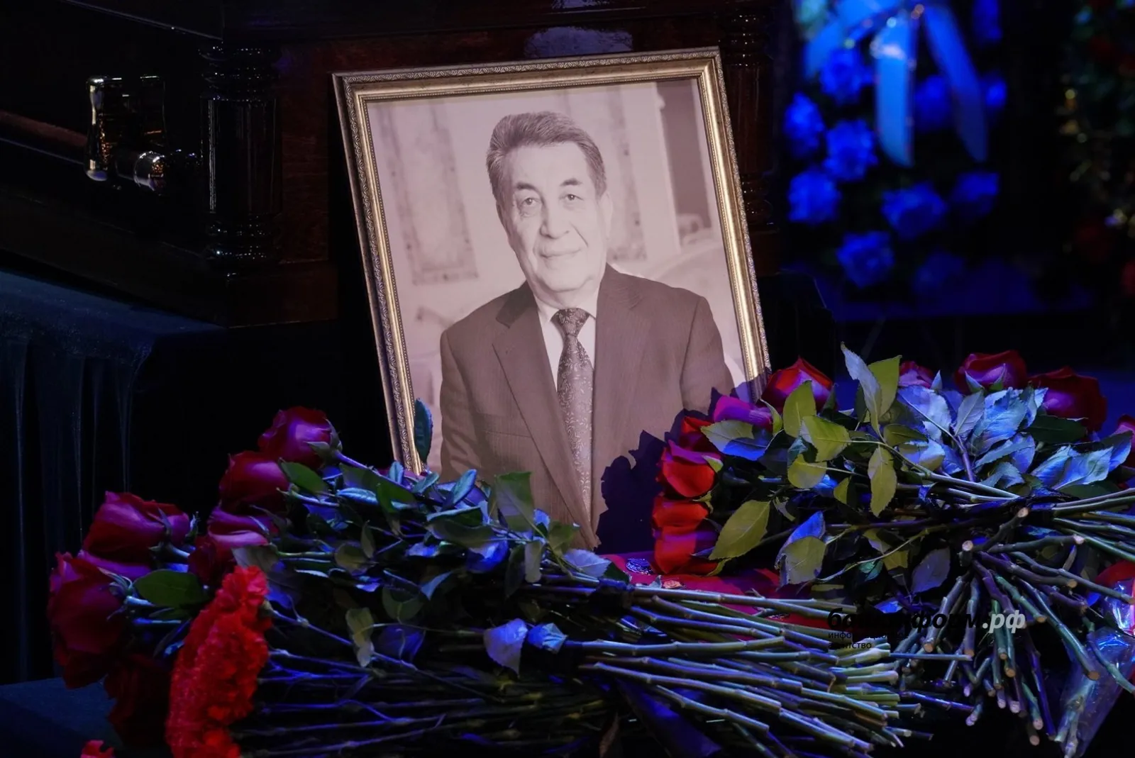 Уфа проcтилась с Олегом Хановым: память о великом актере