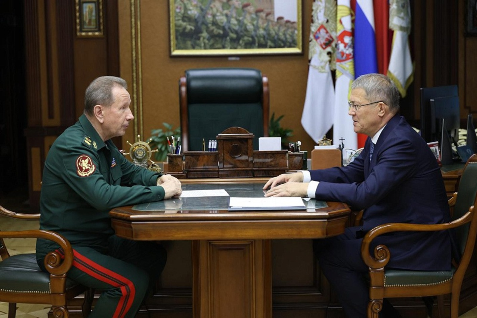 Глава Башкирии встретился с директором Росгвардии
