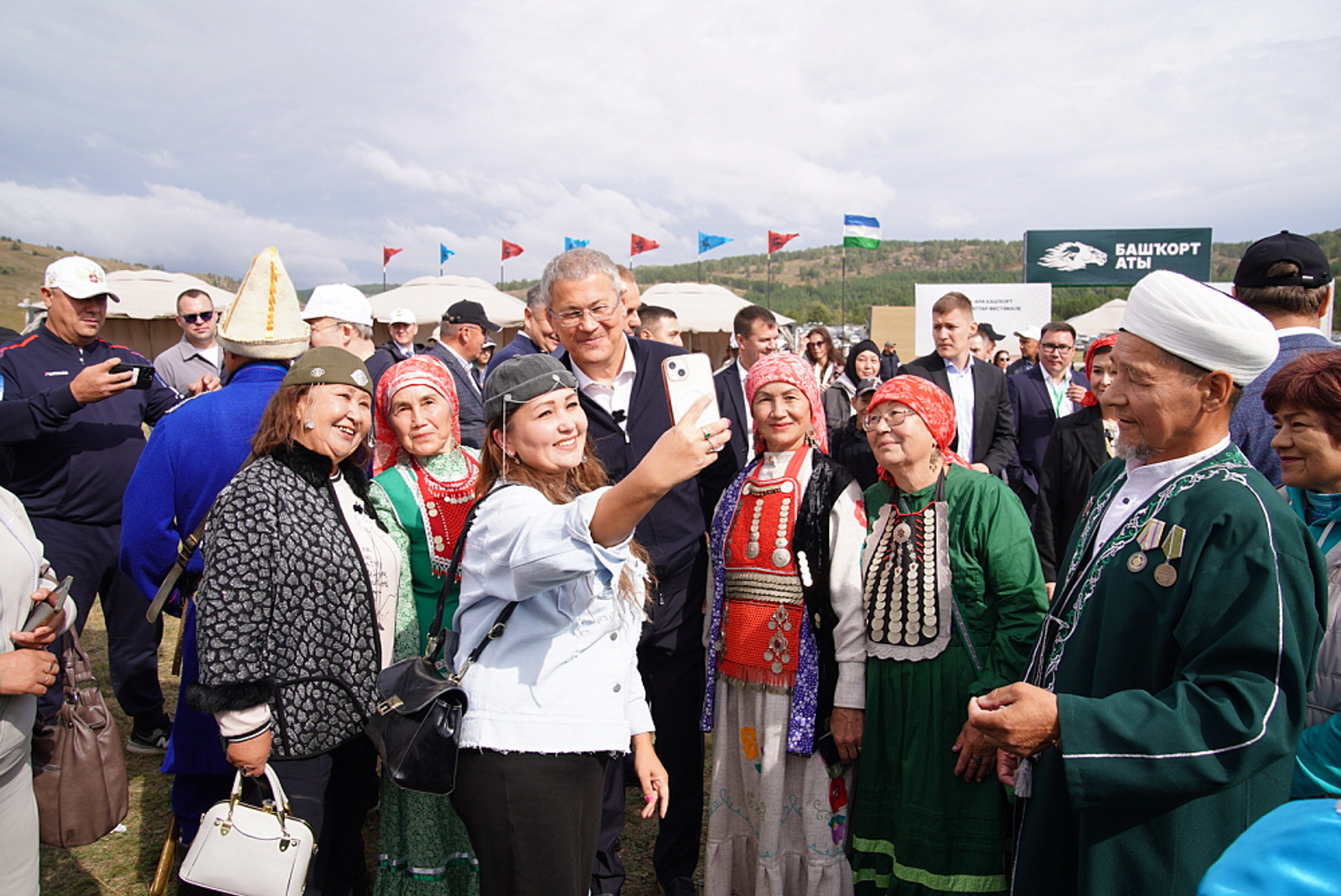 Радий Хабиров посетил разные площадки фестиваля «Башҡорт аты»