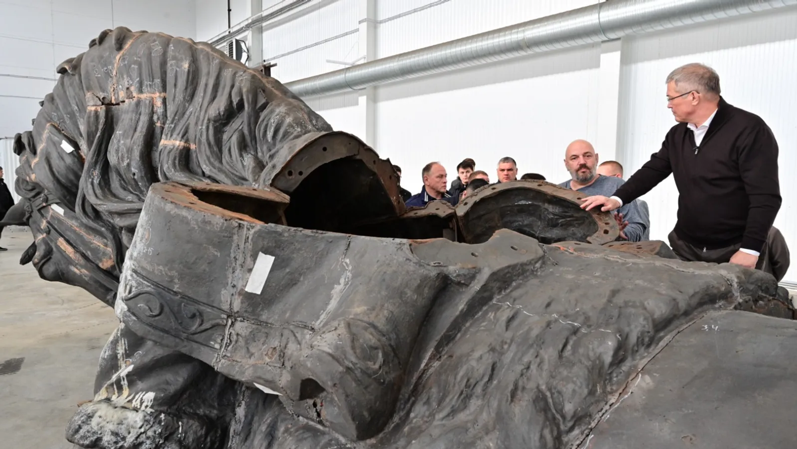 Радий Хабиров о ходе реставрации памятника Салавату Юлаеву